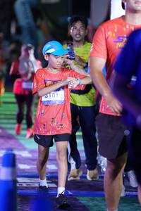 BIB: 3101
                            <button type="button" onclick="openModal(26227526)" class="btn btn-primary btn-sm float-right btn-popup" data-toggle="modal" data-target=".modal-high-quality">
                        <i class="fas fa-shopping-cart"></i> Add to Cart
                    </button>
                                            <button type="button" onclick="isThisMe(26227526, true)" class="btn btn-success btn-sm float-right btn-popup btn-isme hidden" data-toggle="tooltip" data-placement="bottom" title="นี่คือรูปของคุณใช่ไหม คลิกที่นี่เพื่อเอาเข้าอัลบั้ม">
                        <i class="fas fa-plus"></i> Add to album
                    </button>
                    <button type="button" onclick="isThisMe(26227526, false)" class="btn btn-warning btn-sm float-right btn-popup btn-isnotme hidden">
                        <i class="fas fa-ban"></i> Remove from album
                    </button>